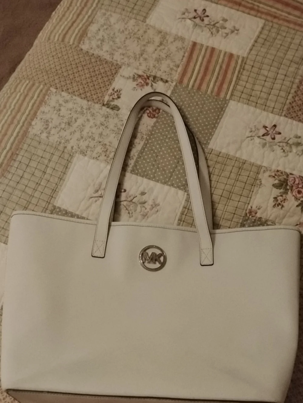 Michael Kors White Leather Shoulder Tote with MK Emblem